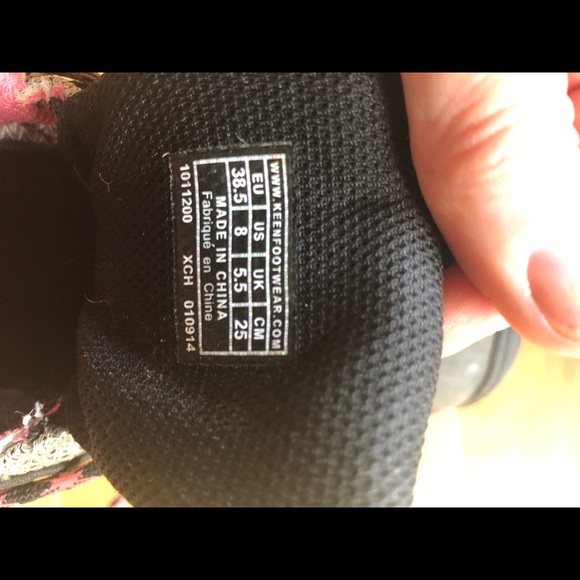 Keen Hiking boots. Size 8 (7.5) - Picture 3 of 4